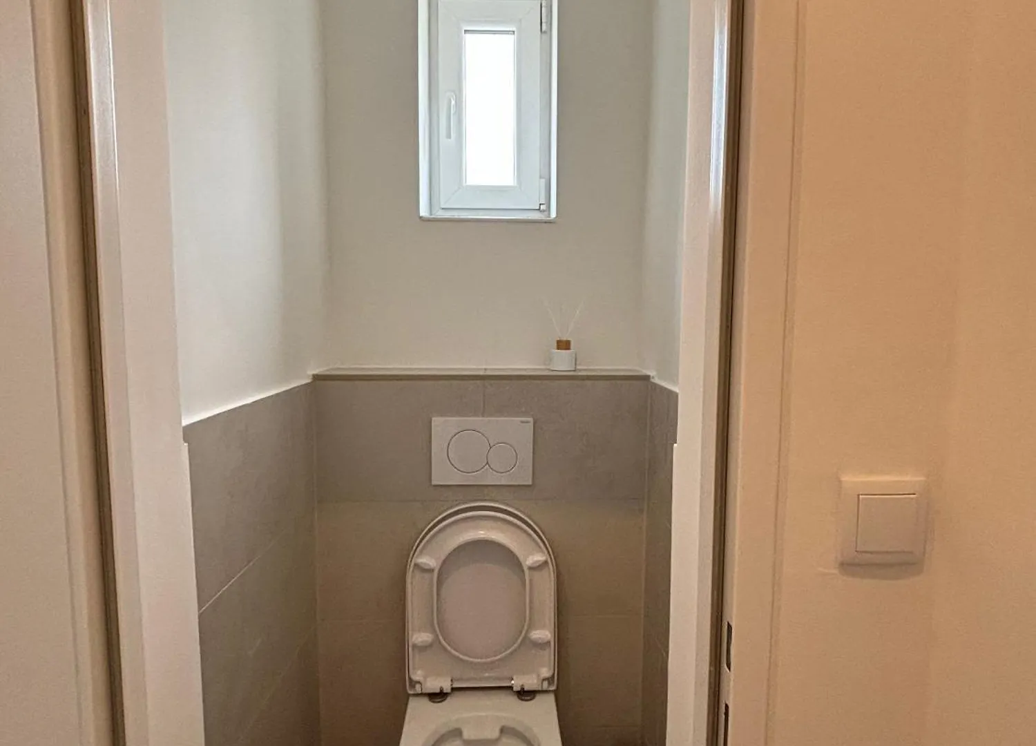 Schoenes Design, 3 Queensize-Betten, Walk In Dusche, Kueche Komplett Mit Nespresso, Kinder Zusatzpaket Moeglich Kleinkinderbett, Kindergeschirr, Hochstuhl Viena 0*,  Áustria